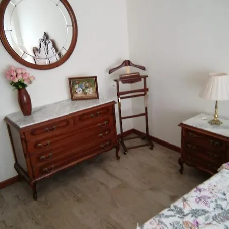 Piso En Centro Urbano De Con Terraza *