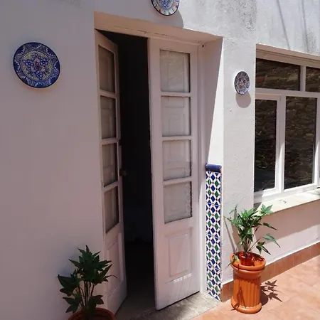 Piso En Centro Urbano De Con Terraza Apartment *