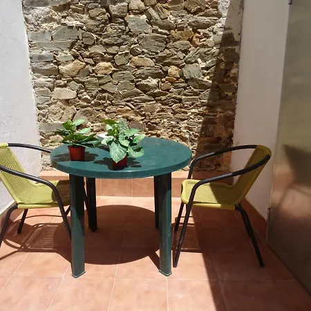 Piso En Centro Urbano De Con Terraza *